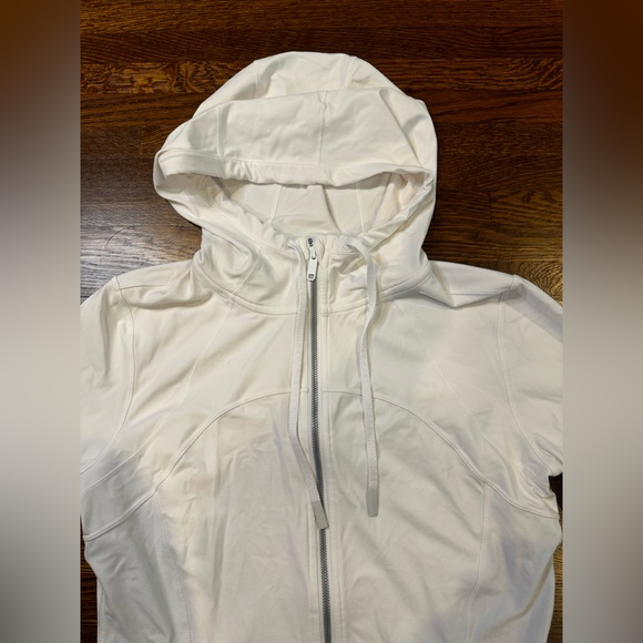 Lululemon jacket - Picture 4 of 6
